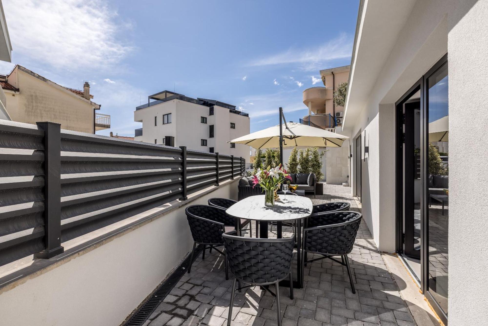 Apartment Sara Trogir Exterior photo